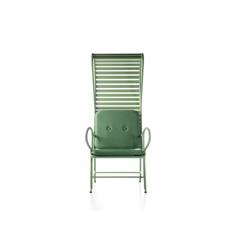 gardenias armchair with pergola outdoor